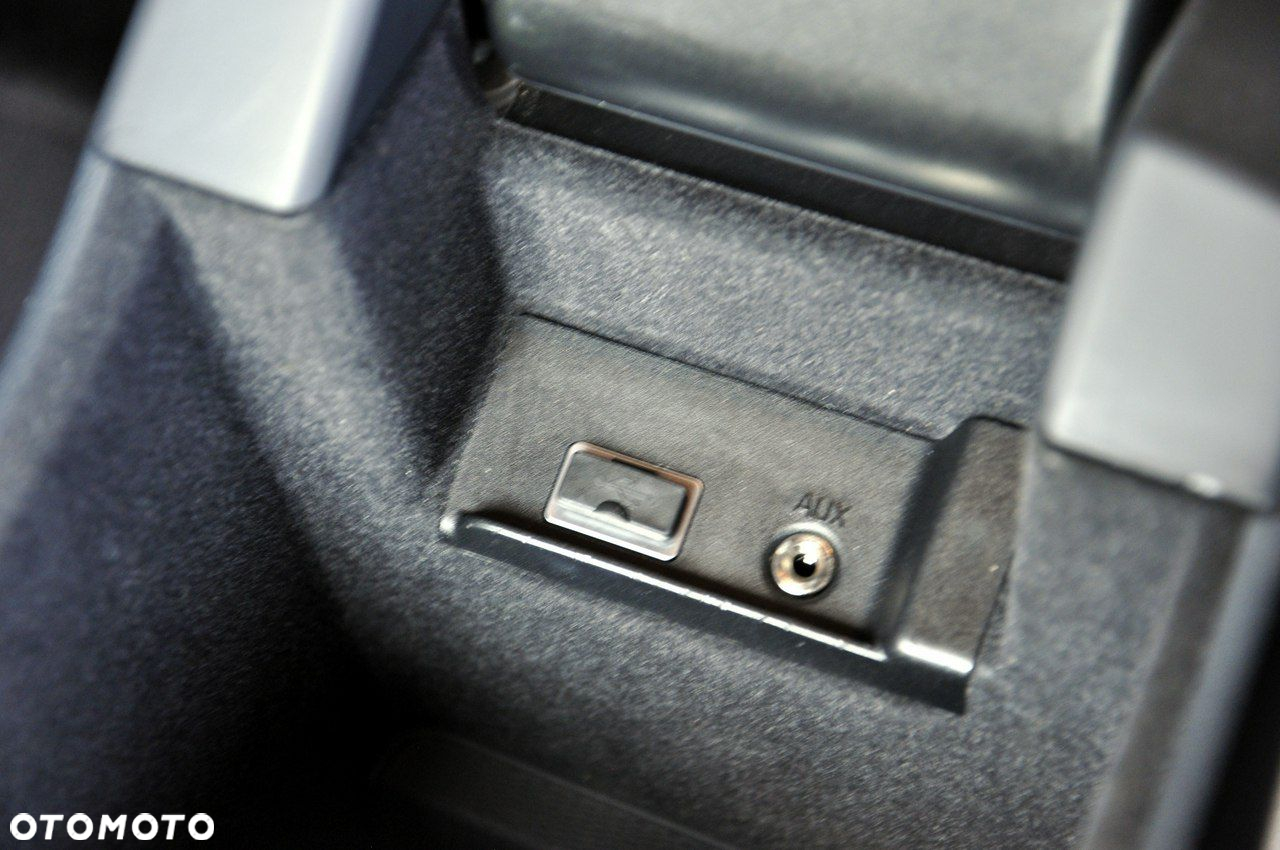 Volvo V60 D4 Drive-E Momentum - 37