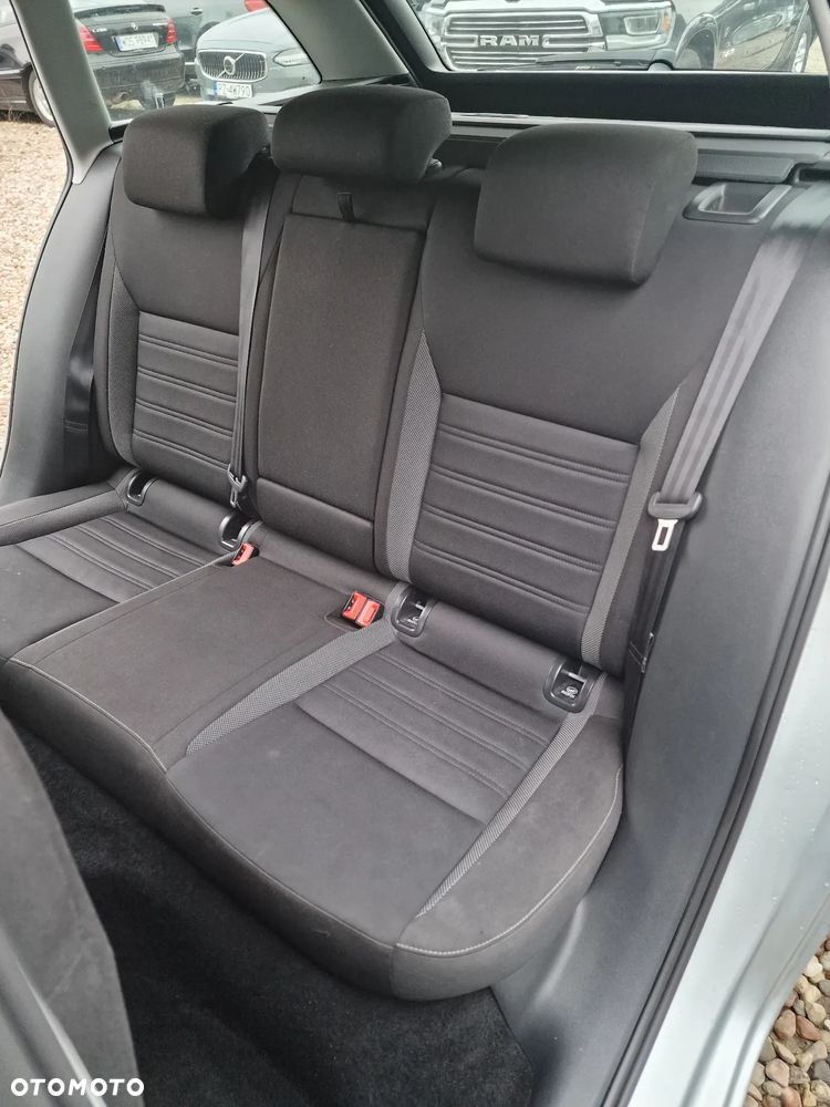 Skoda Octavia 1.6 TDI Style DSG - 13