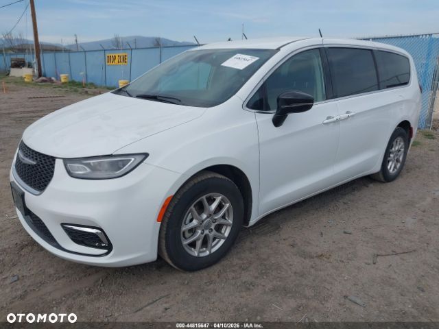 Chrysler Pacifica ver-2-5-sports--line-awd - 2