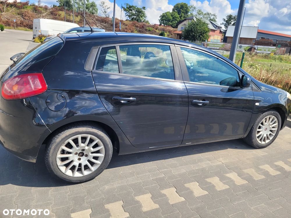 Fiat Bravo 1.9 Multijet Active - 12