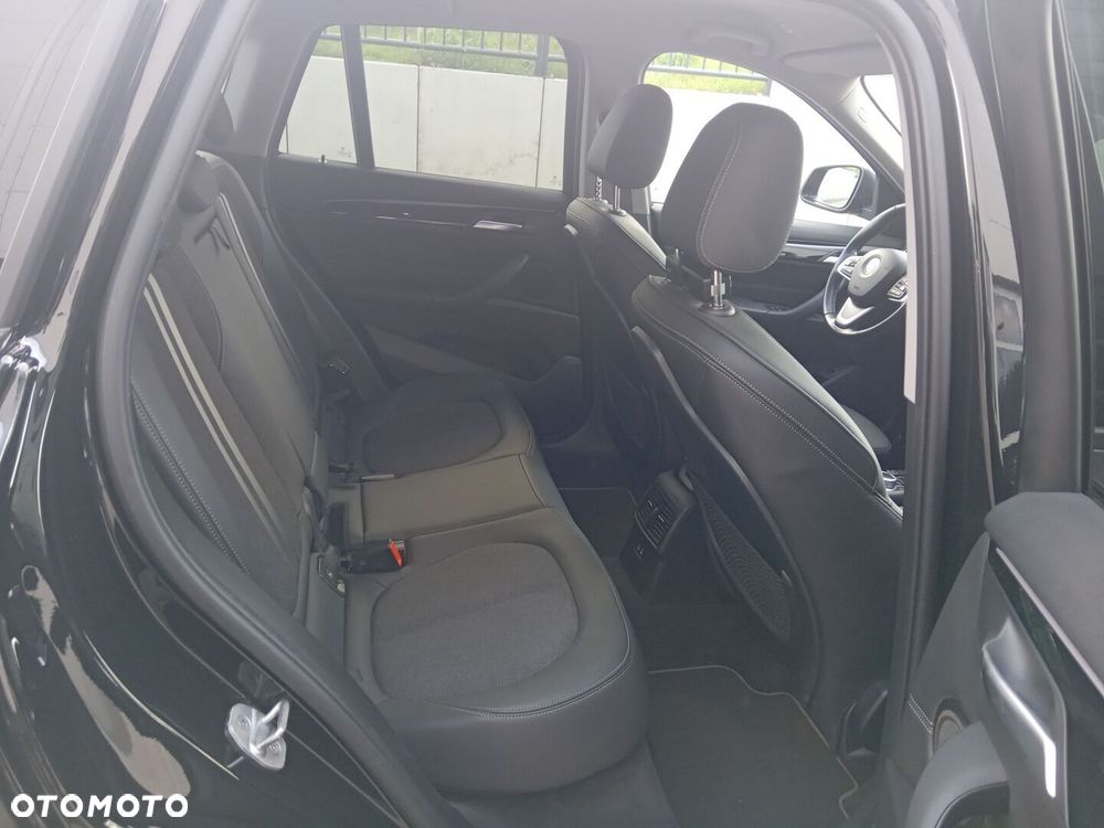 BMW X1 - 11