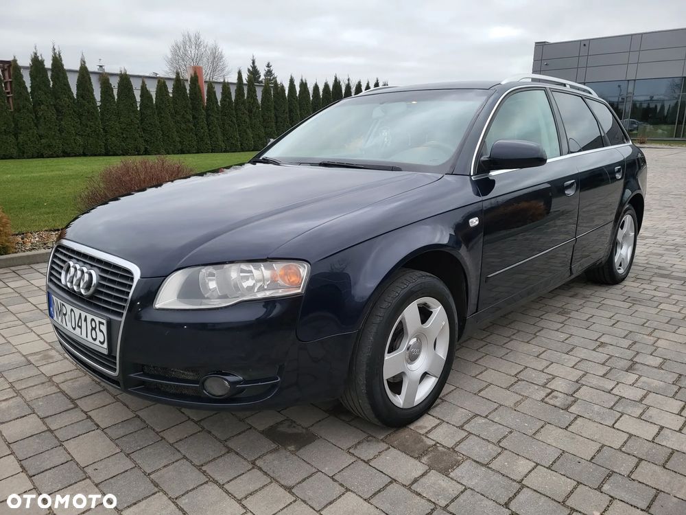 Audi A4 Avant - 1