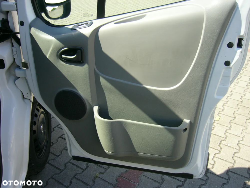 Opel Vivaro L1H1 Tour - 13