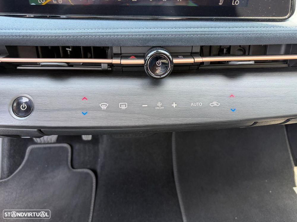 Nissan Ariya 63 kWh Evolve Carr. 22kW + Pack Sport - 30