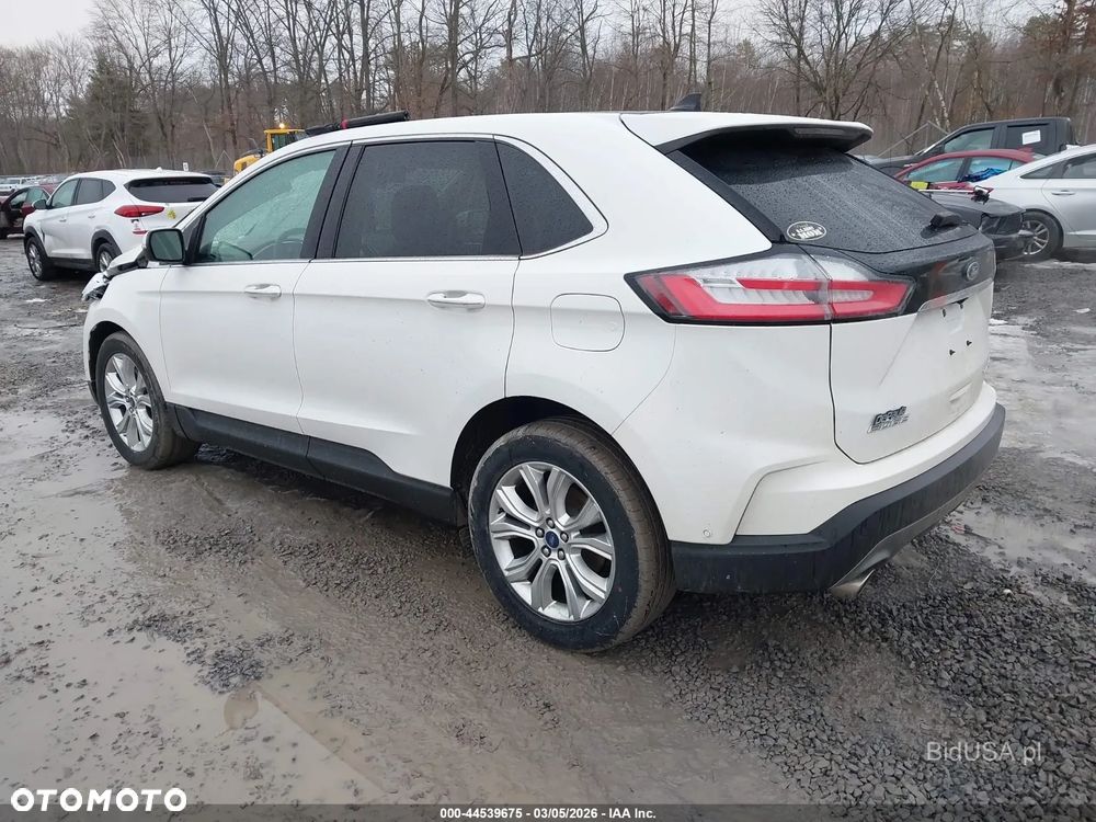 Ford Edge - 3