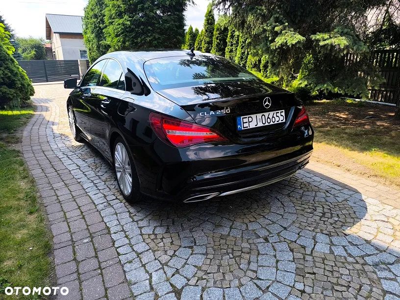 Mercedes-Benz CLA 250 7G-DCT Peak Edition - 3