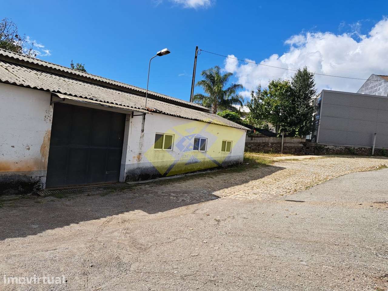 Armazém em Felgueiras c/ 300m2 - Grande imagem: 2/7