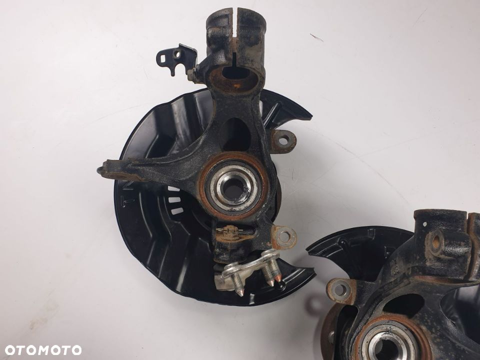 HONDA CR-V 2.0H od 2019r Zwrotnica Piasta Przód Prawa i Lewa - 3