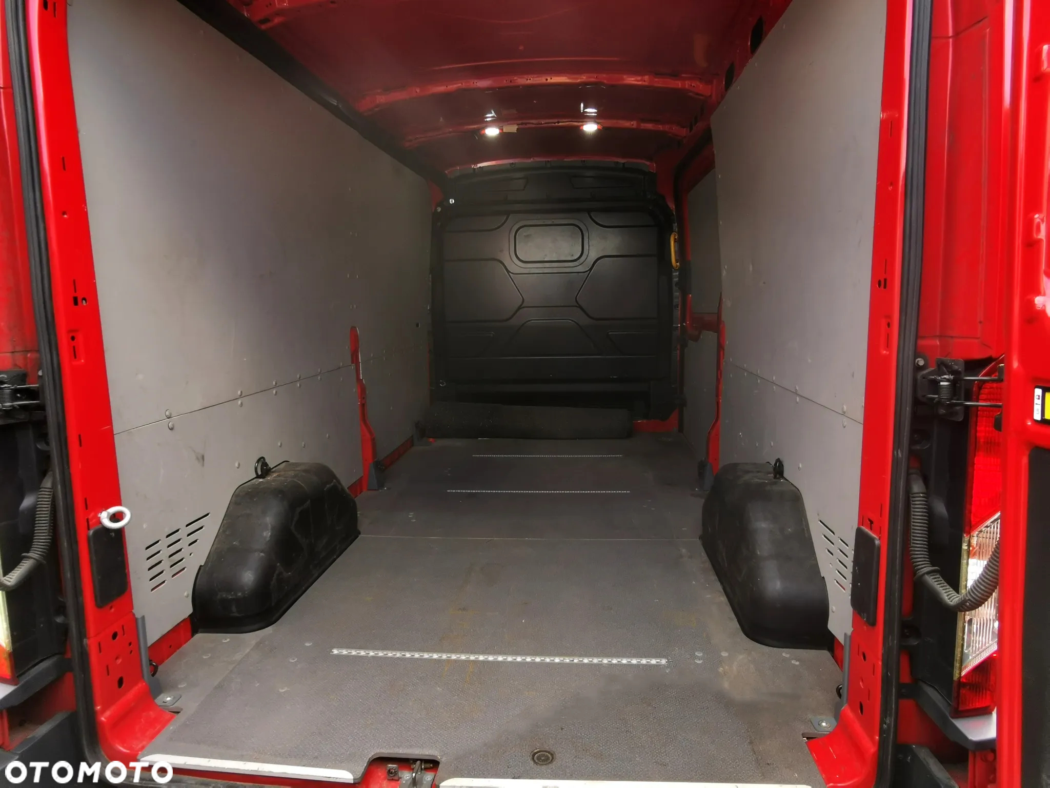 Ford Transit - 22