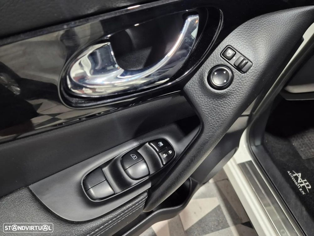 Nissan Qashqai 1.5 dCi Tekna Premium - 33