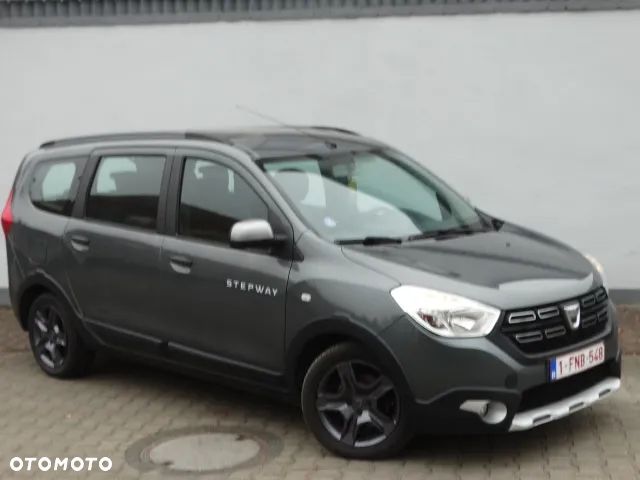 Dacia Lodgy TCe 115 Stepway - 9