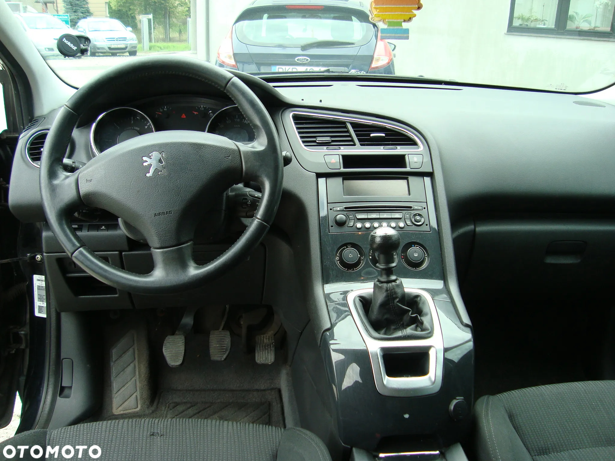 Peugeot 5008 - 10