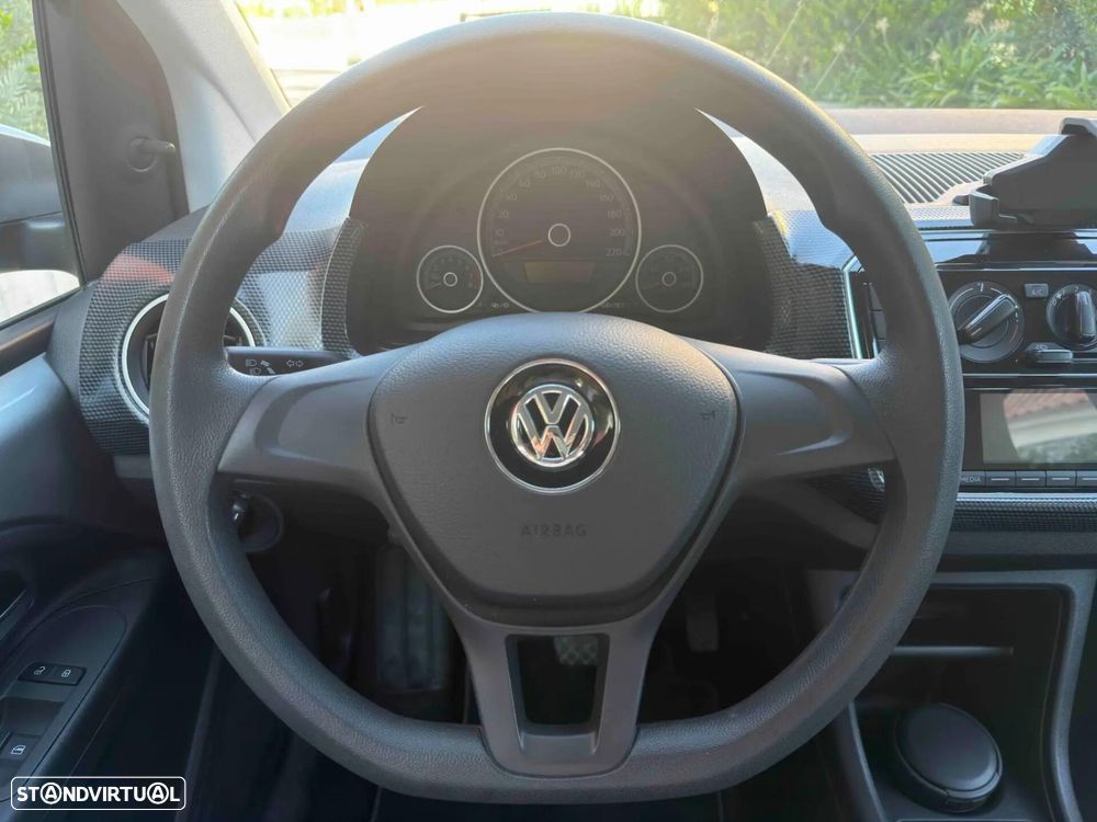 VW Up! 1.0 Move Auto - 35