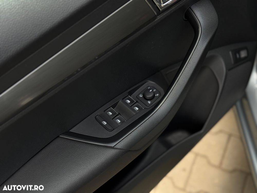 Skoda Karoq 2.0 TDI SCR 4x4 DSG Style - 20