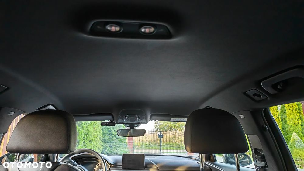 Audi A4 Avant 2.0 TDI S tronic - 36
