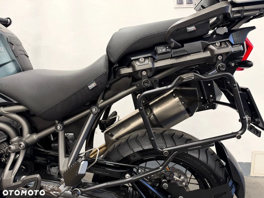 Triumph Tiger - 32