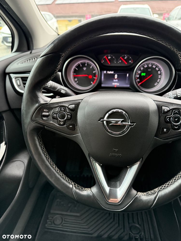 Opel Astra 1.4 Turbo Start/Stop Dynamic - 22