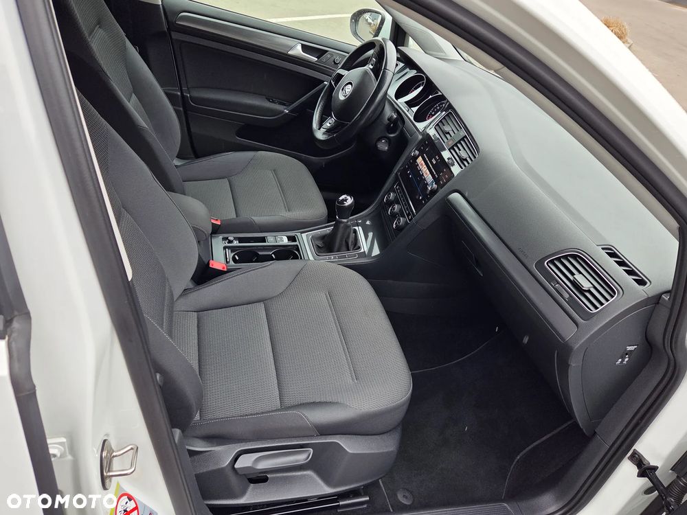 Volkswagen Golf 1.6 TDI BMT Highline - 10