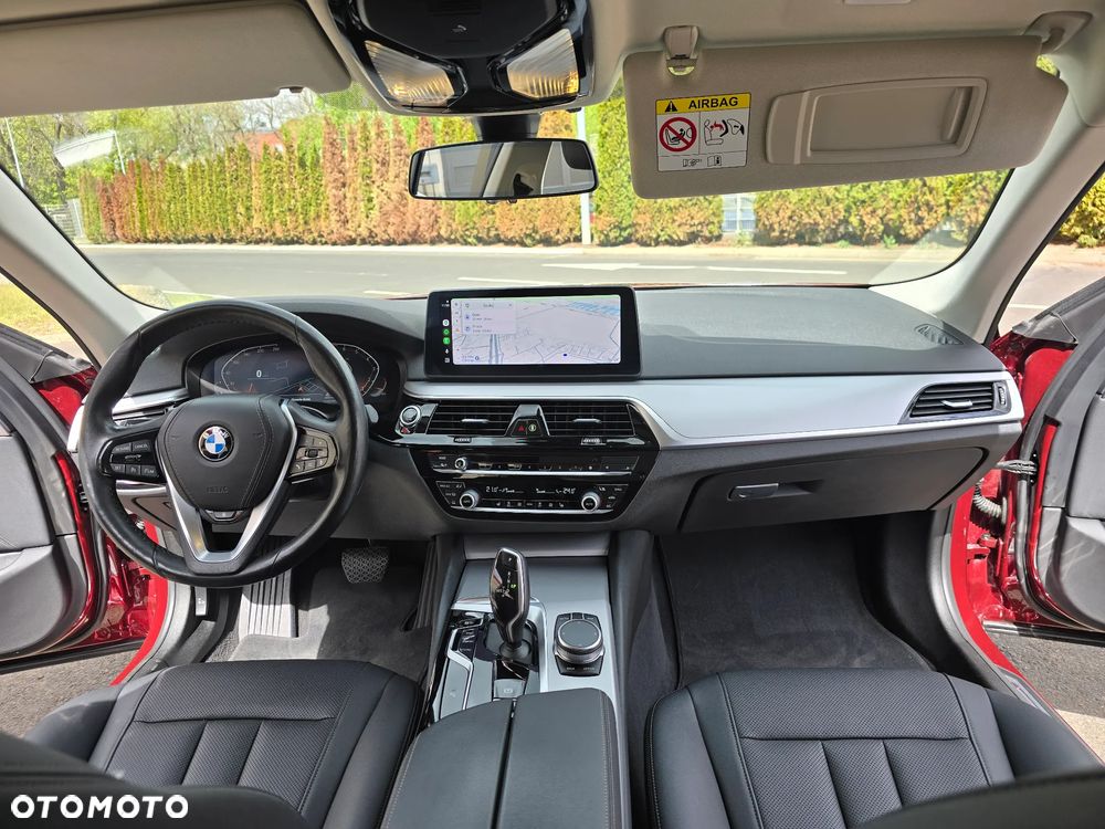 BMW Seria 5 530i xDrive mHEV Luxury Line - 18