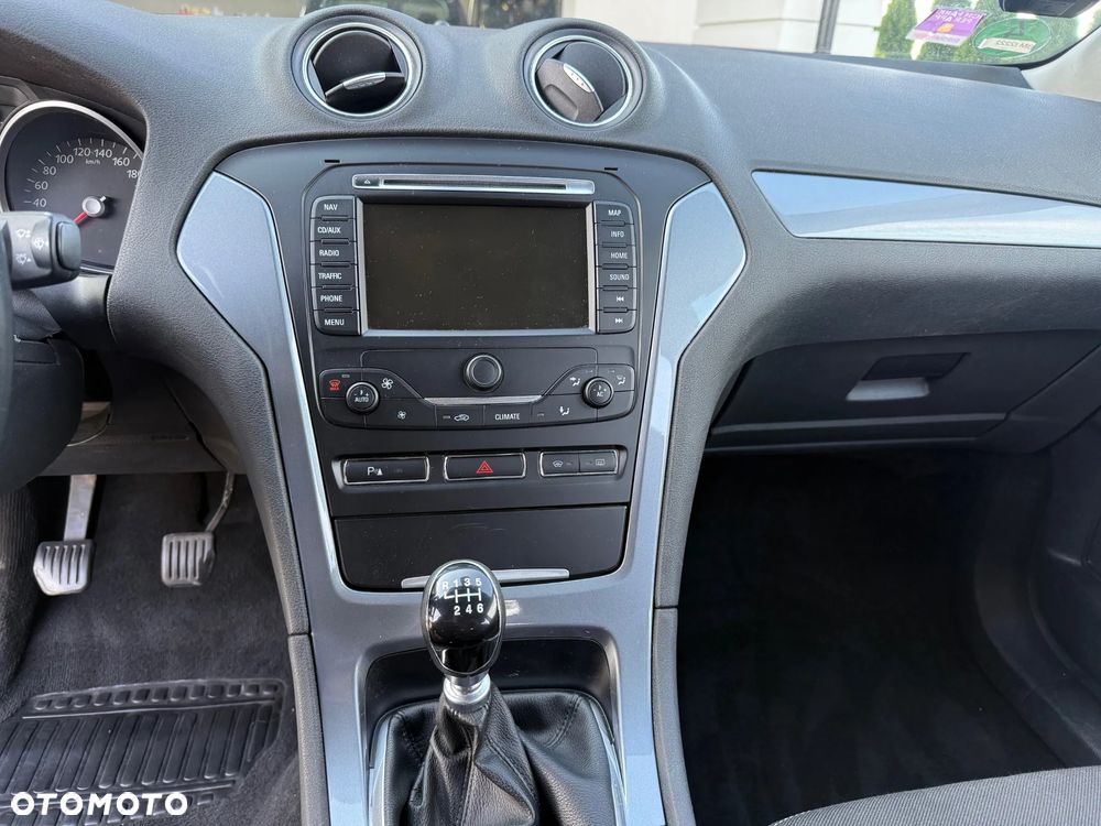 Ford Mondeo Turnier 1.6 TDCi Business Edition - 11