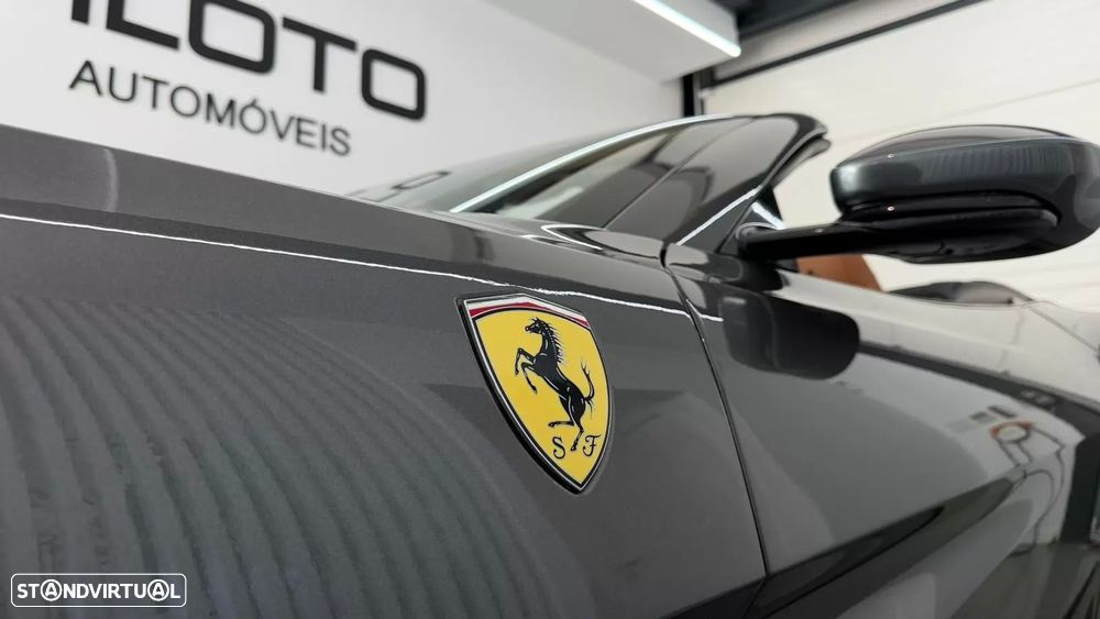 Ferrari Portofino 3.9 Twin-Turbo V8 - 12