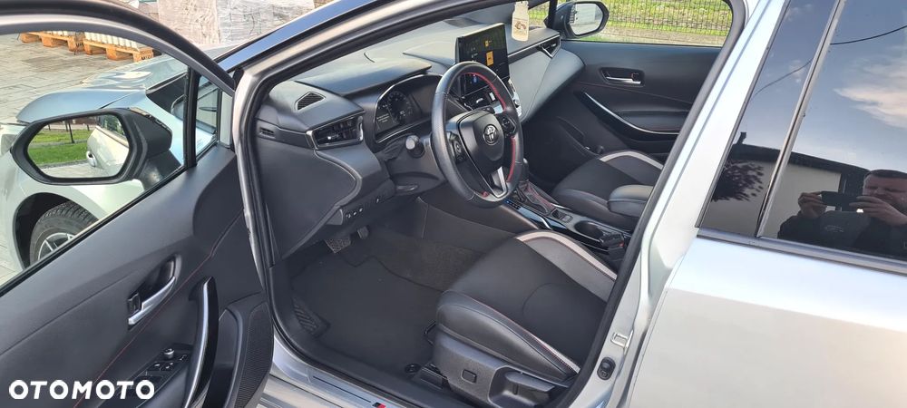 Toyota Corolla - 16