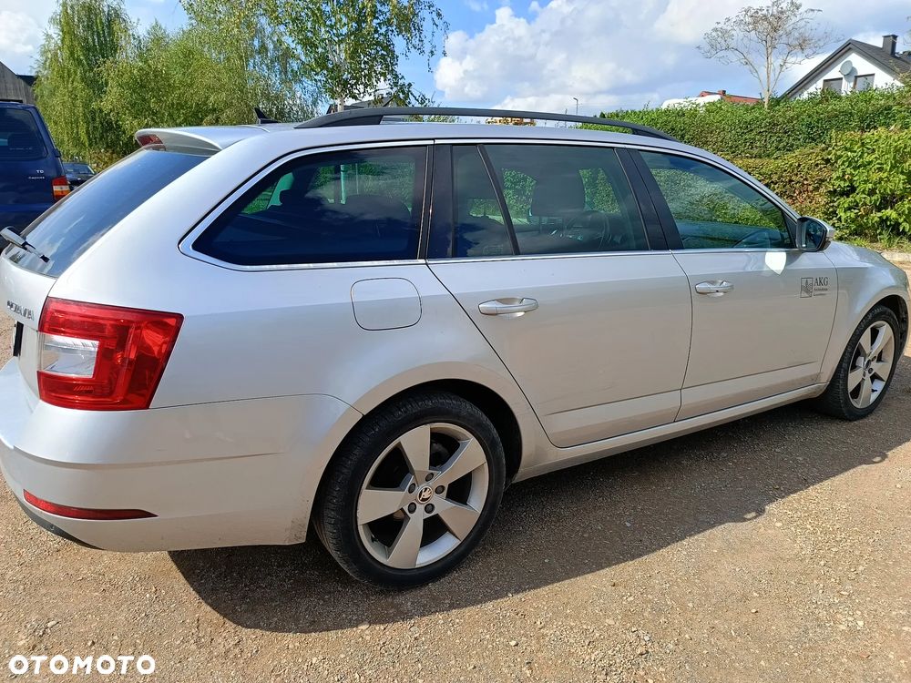 Skoda Octavia 2.0 TDI Style - 3