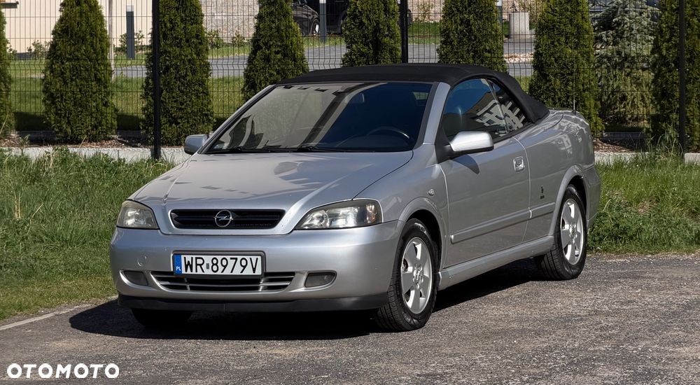 Opel Astra 1.8 Bertone - 1