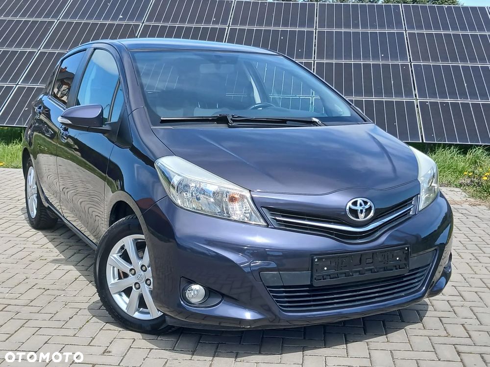 Toyota Yaris 1.33 VVT-i Lounge - 4