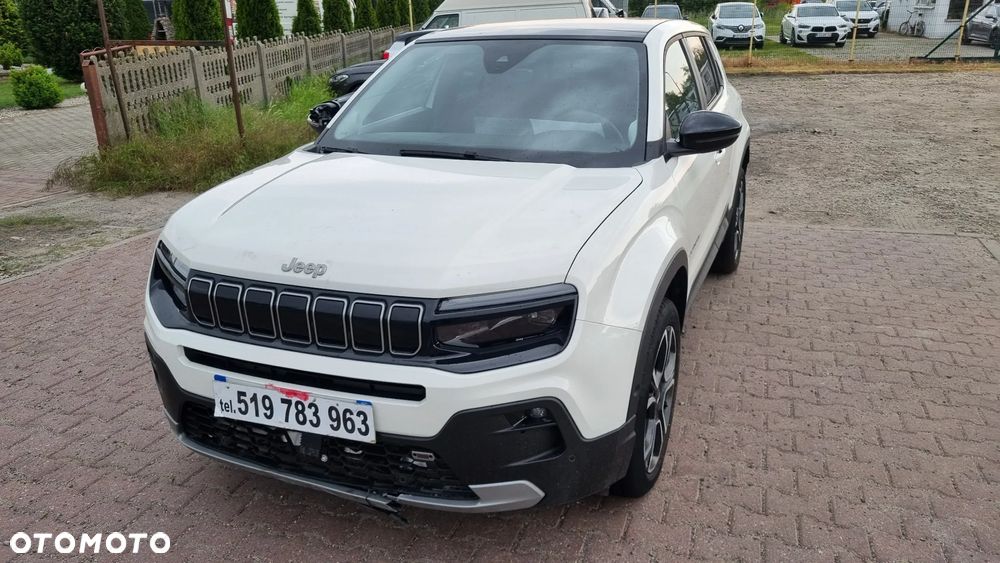Jeep Avenger 1.2 GSE T3 Turbo-Benzin GDI Summit - 22