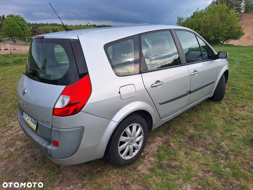 Renault Scenic - 15