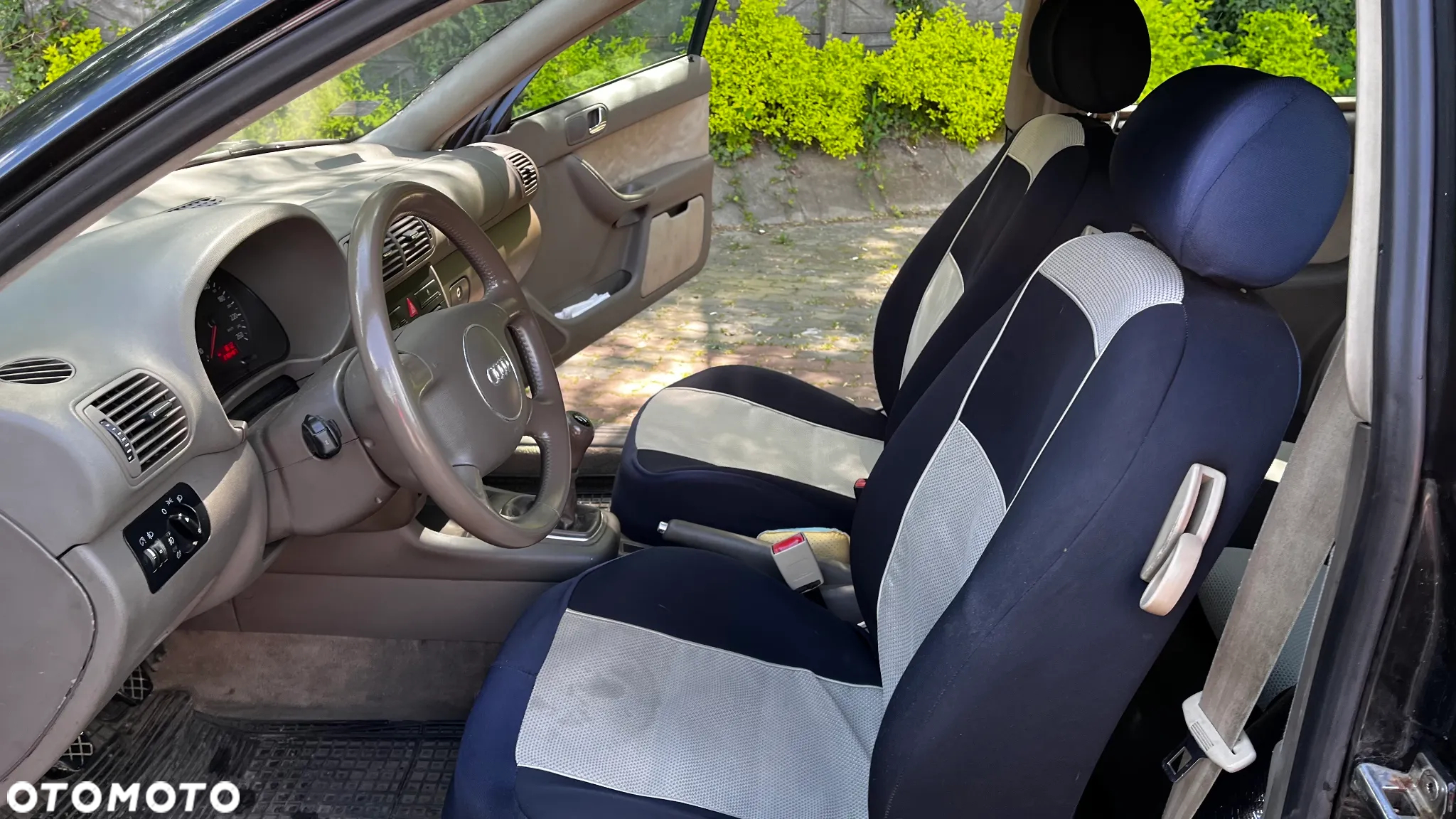 Audi A3 1.6 Ambiente - 8