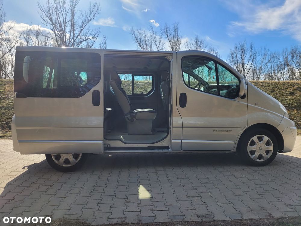 Renault Trafic Passenger Expression - 1