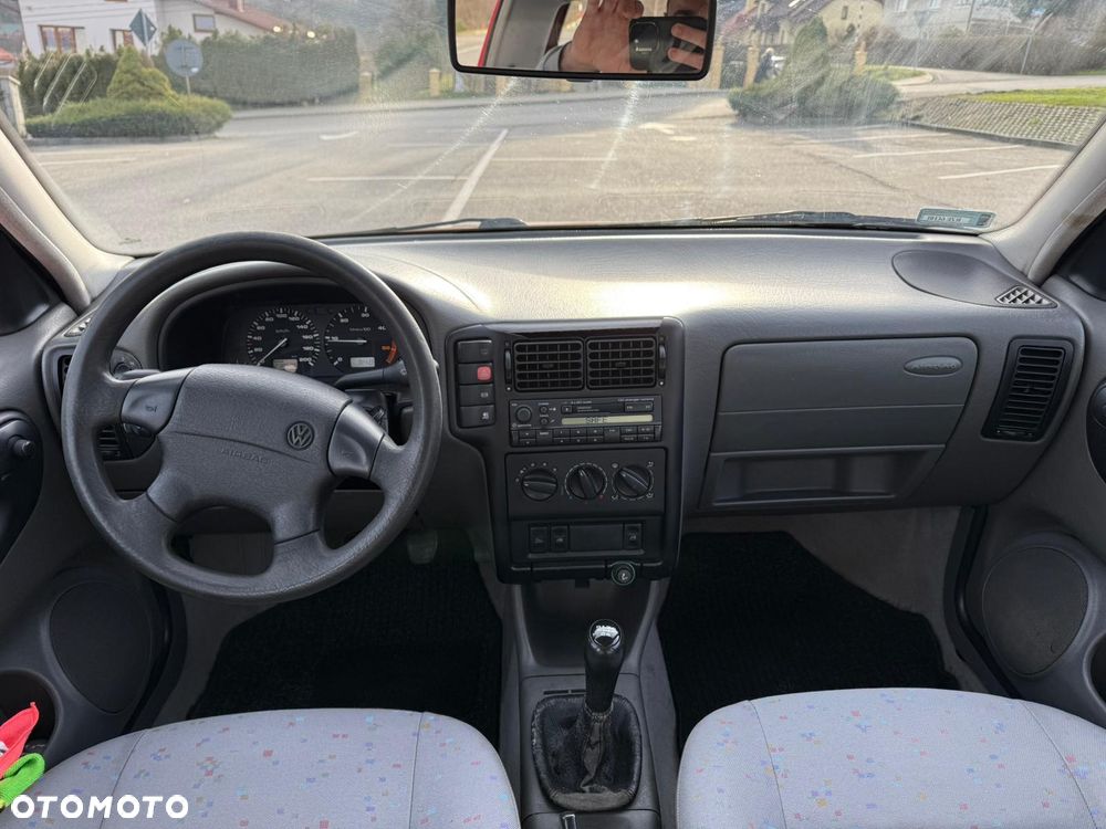 Volkswagen Polo - 6
