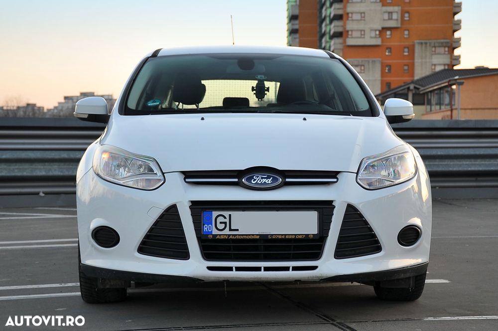 Ford Focus - 1