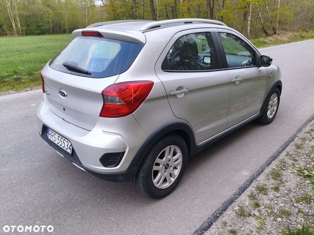 Ford Inny - 3