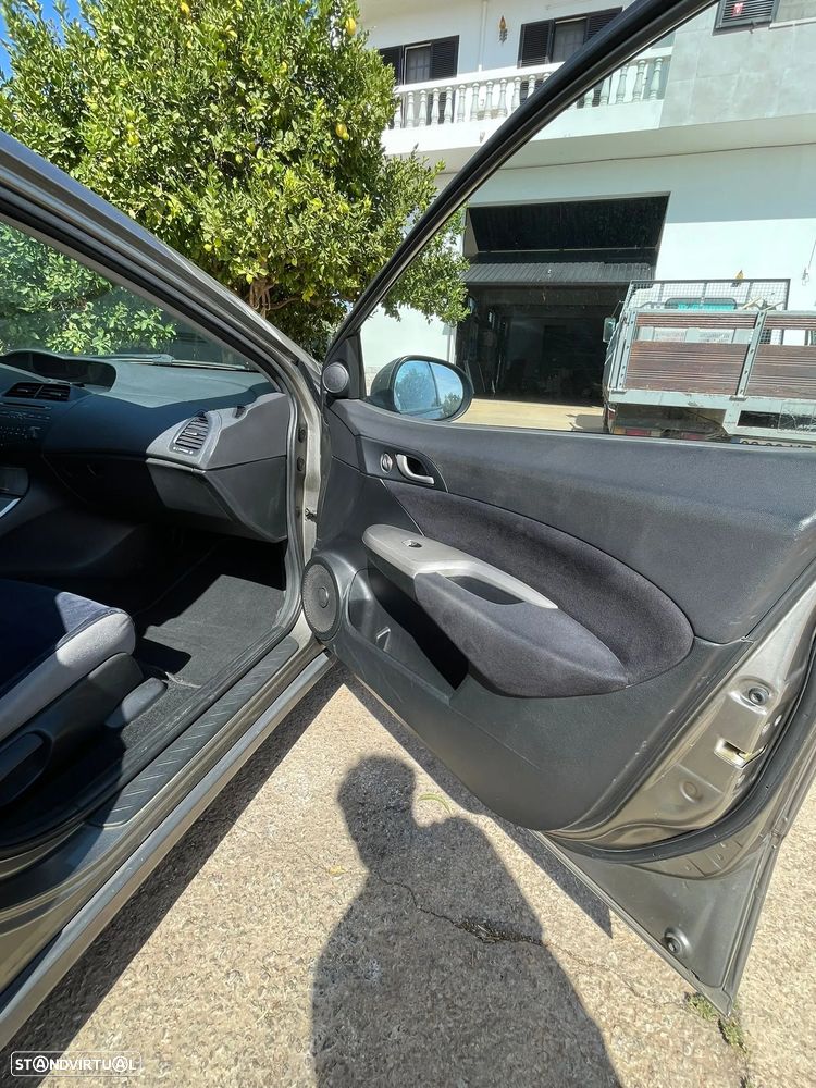 Honda Civic 1.8 Executive - 5