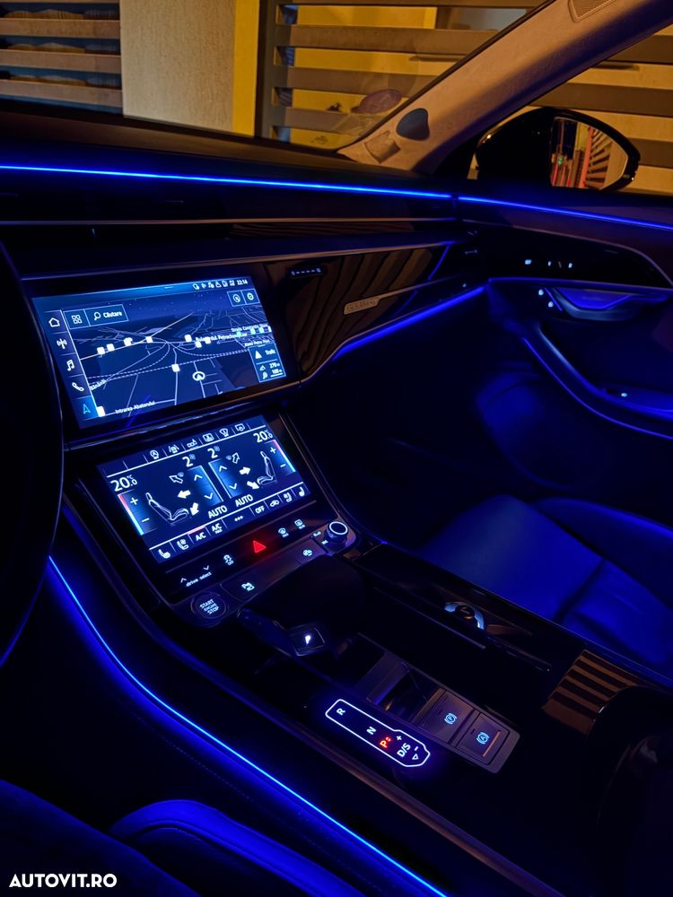 Audi A8 - 24