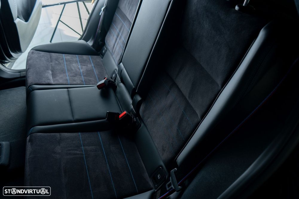 BMW iX2 eDrive20 Pack Desportivo M Pro - 32