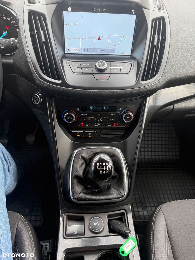 Ford Kuga - 21
