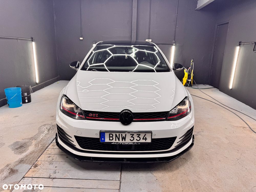 Volkswagen Golf GTI Performance BlueMotion Technology DSG - 7