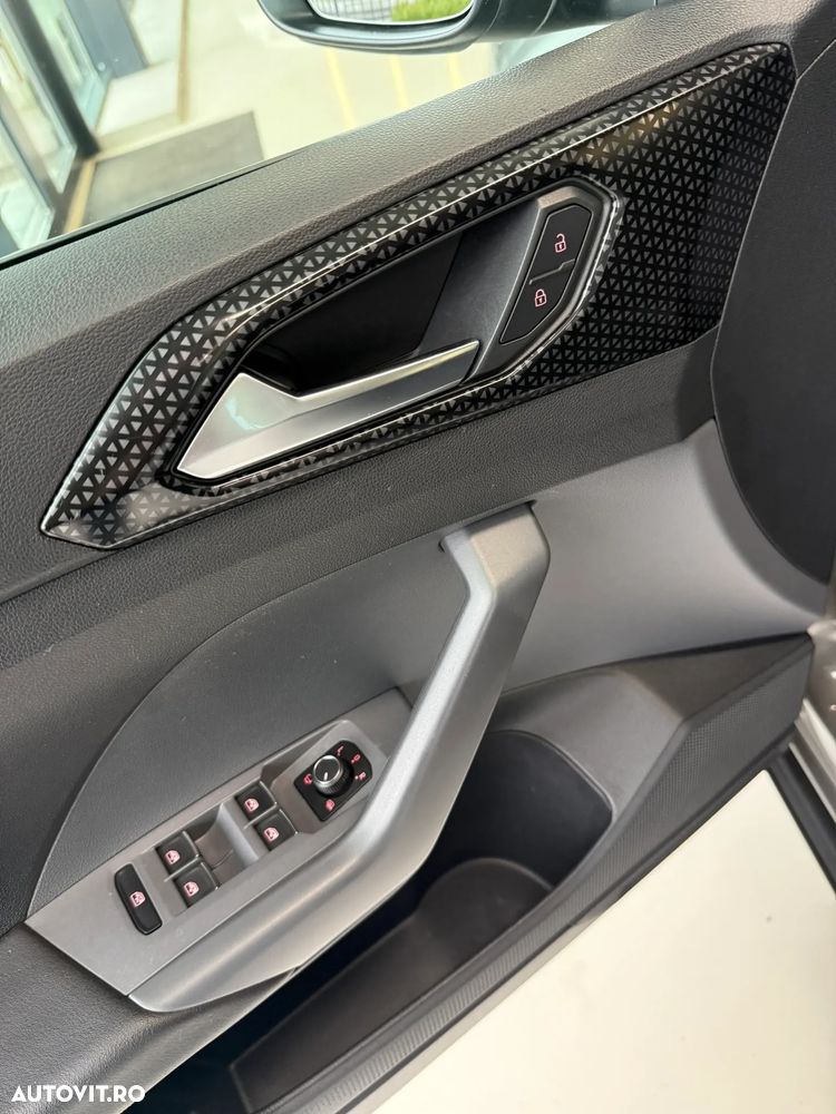 Volkswagen T-Cross 1.0 TSI OPF DSG Style - 30