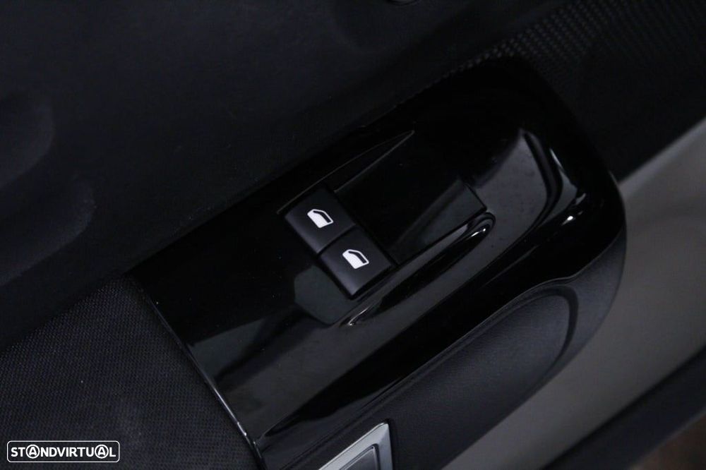 Citroën C3 1.2 PureTech Max - 21