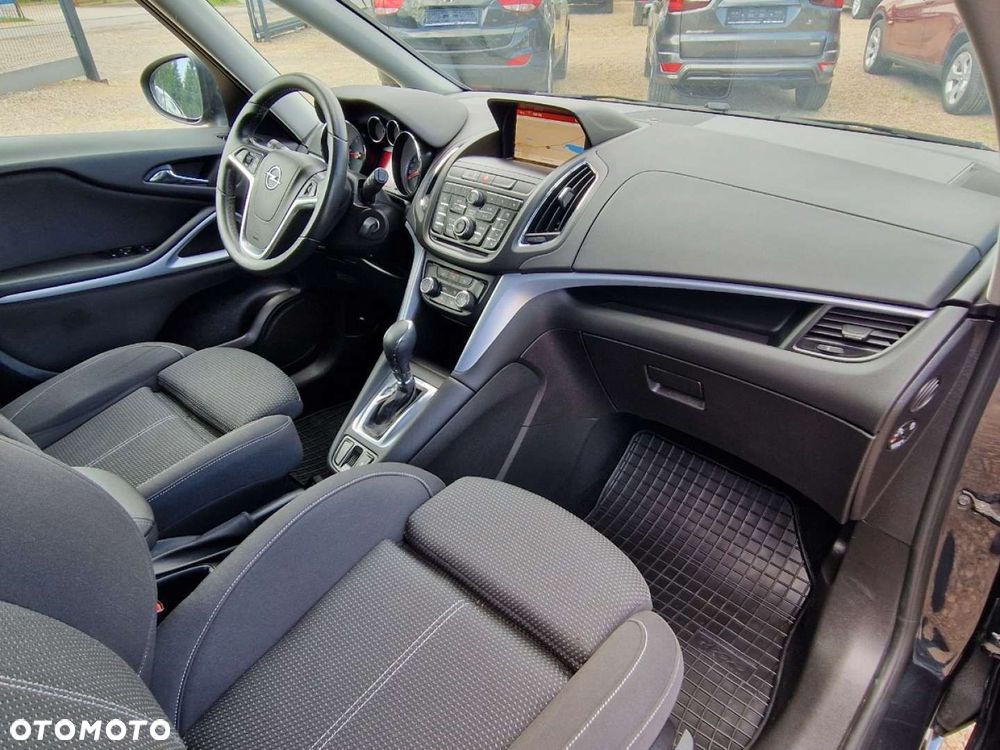 Opel Zafira - 17