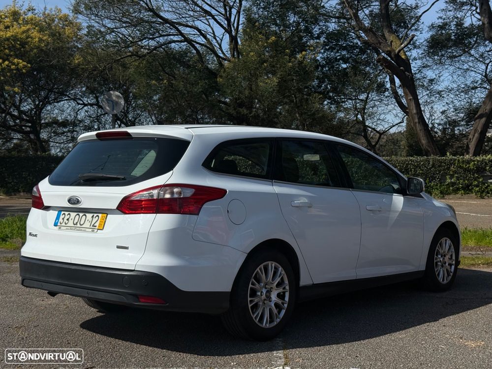 Ford Focus SW 1.6 TDCi DPF Titanium - 6