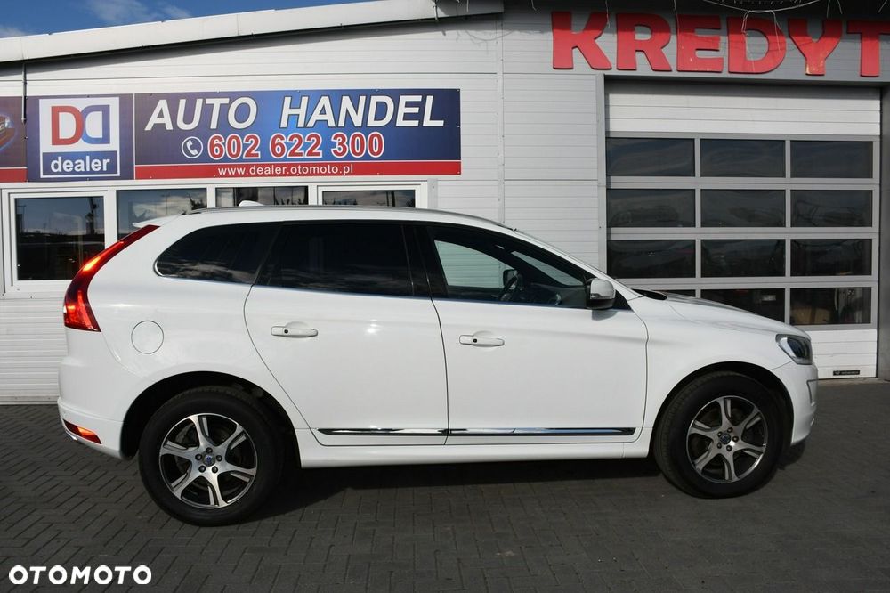 Volvo XC 60 D4 Geartronic Summum - 17