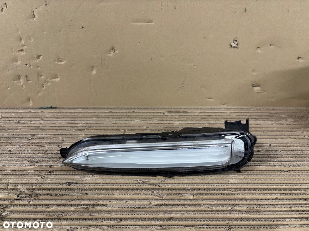 BMW I3 i3 Lewy /prawy  6311747183806 6311747183706 - 2