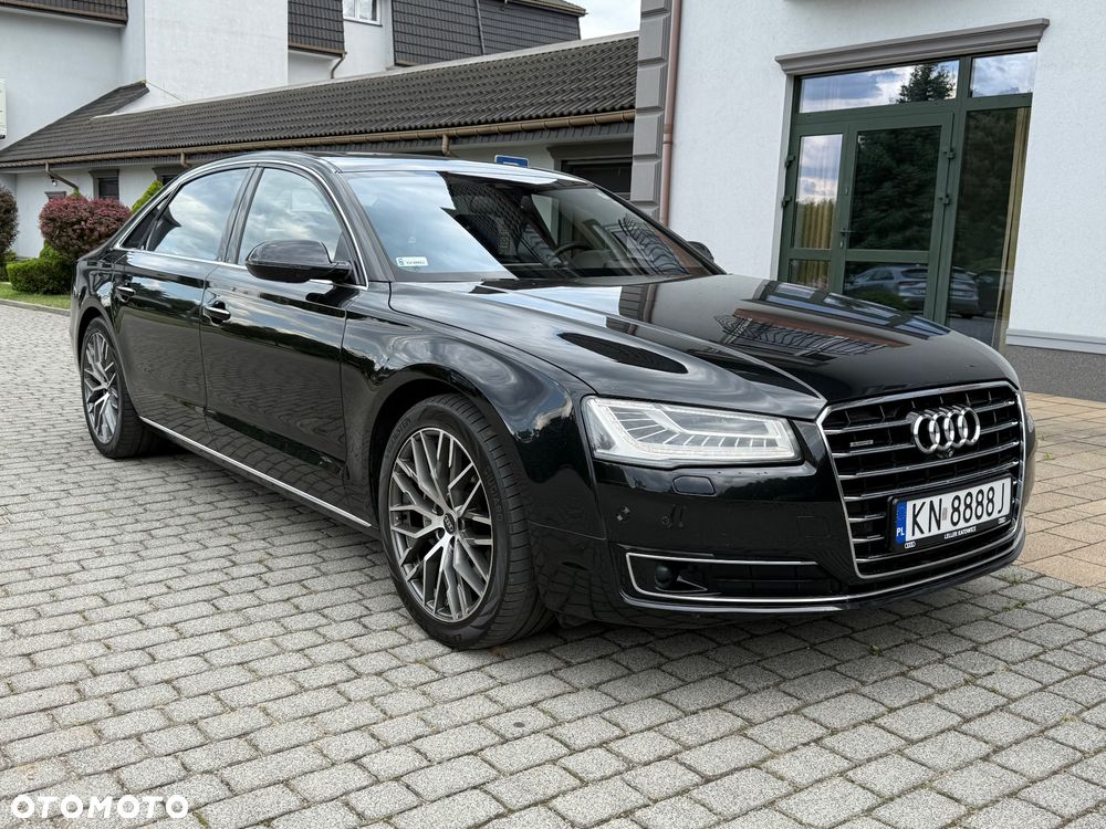Audi A8 3.0 TDI clean diesel L Quattro
