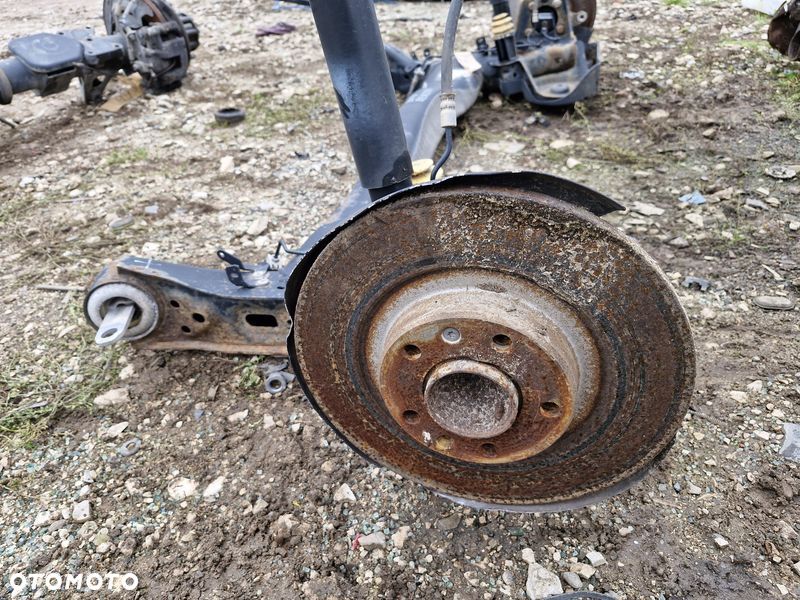 PEUGEOT 3008 II 2 1.2 THP BELKA ZAWIESZENIA TYŁ OŚ TYLNA - 8