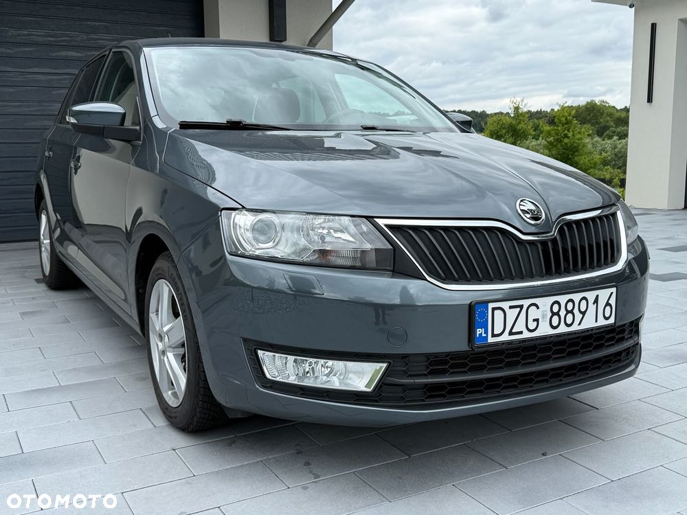 Skoda RAPID 1.4 TSI Joy DSG - 18